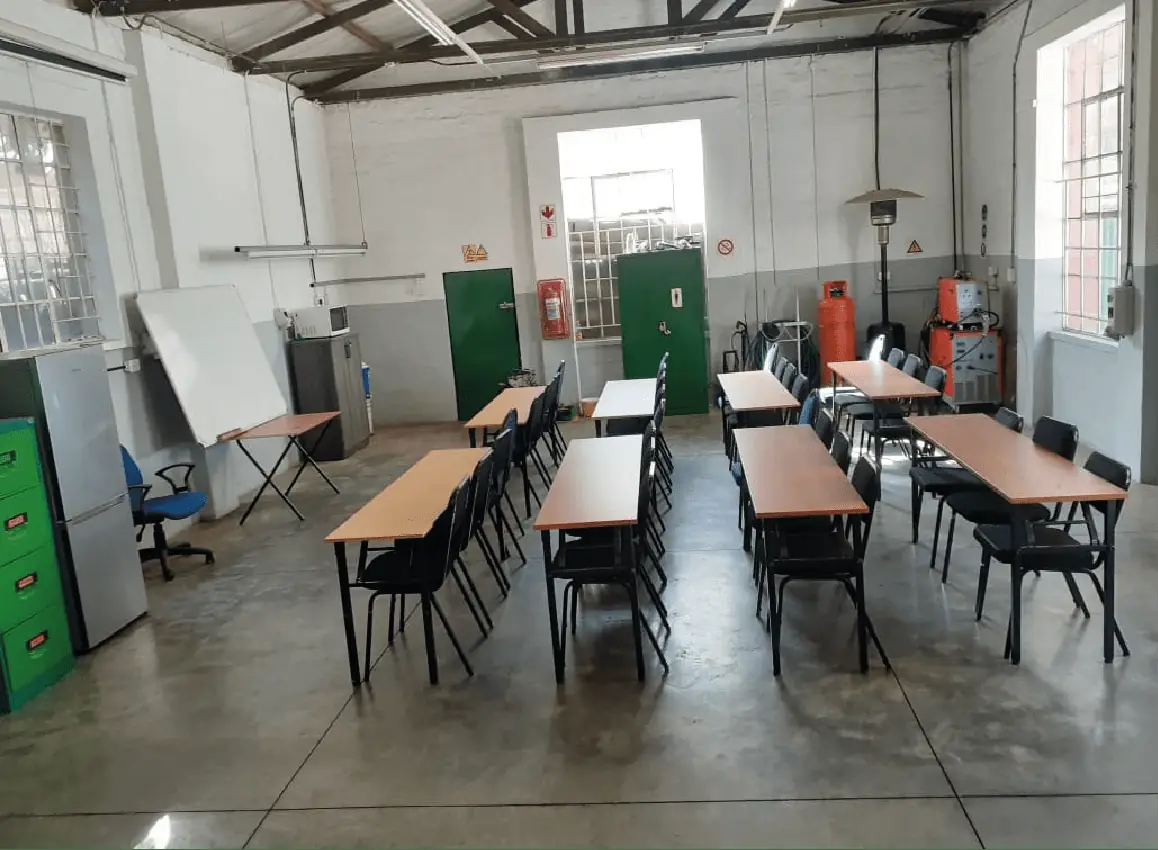 MM Engineering classroom set up for theory lessons